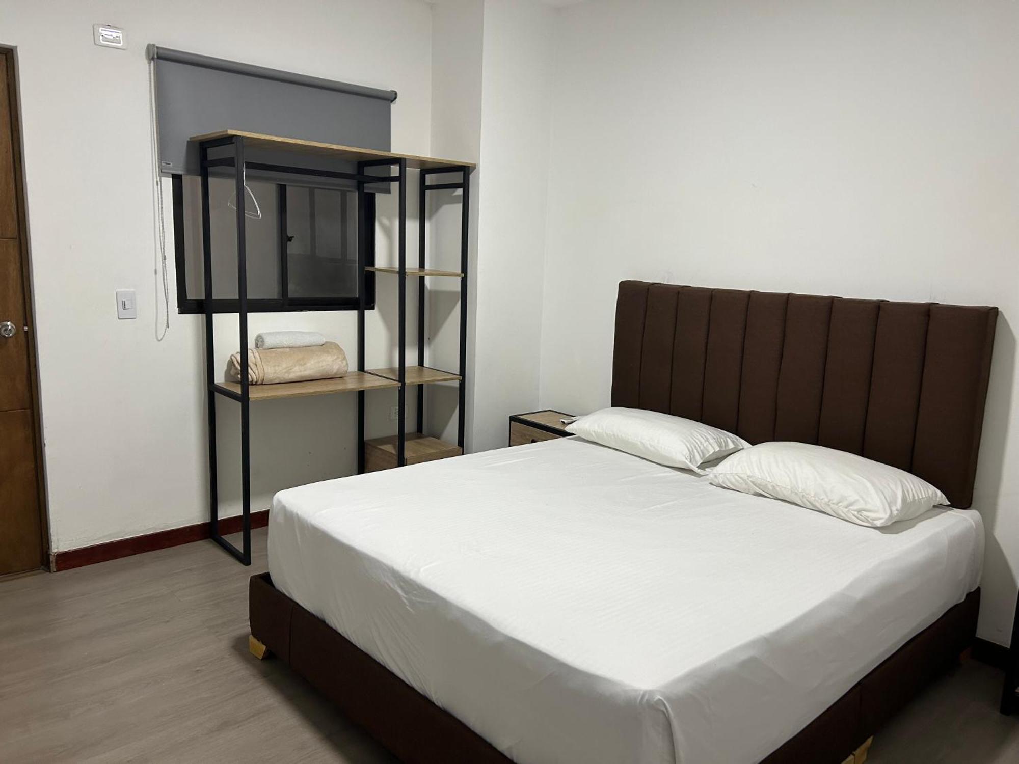 Hotel Gallery By 70 เมเดยิน ภายนอก รูปภาพ