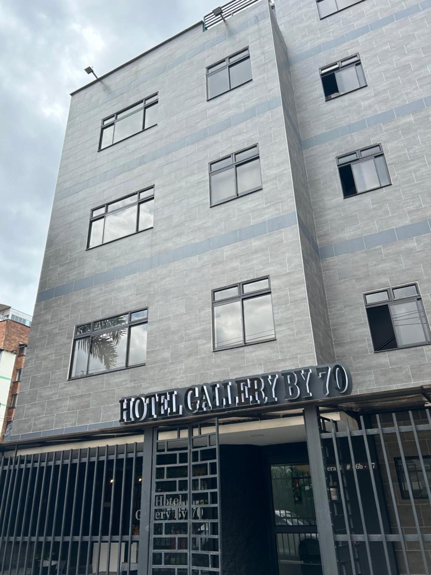 Hotel Gallery By 70 เมเดยิน ภายนอก รูปภาพ
