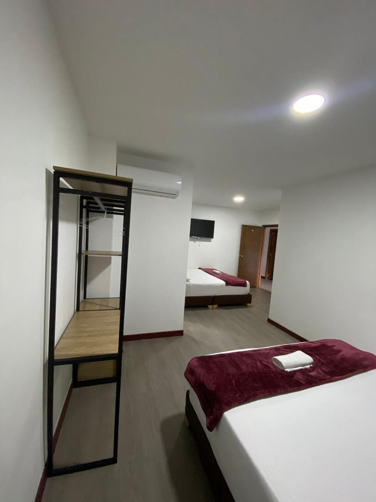 Hotel Gallery By 70 เมเดยิน ภายนอก รูปภาพ