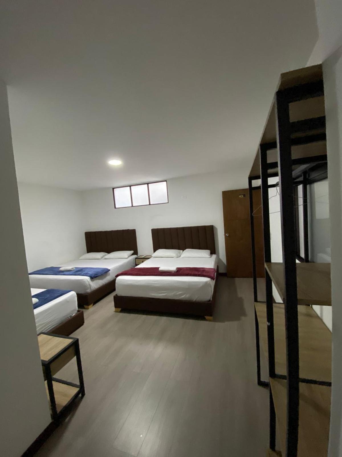 Hotel Gallery By 70 เมเดยิน ภายนอก รูปภาพ